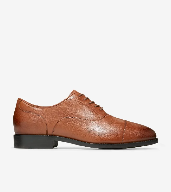 Men's formal shoes with a wingtip design Men's Broadway Cap Toe Oxfords