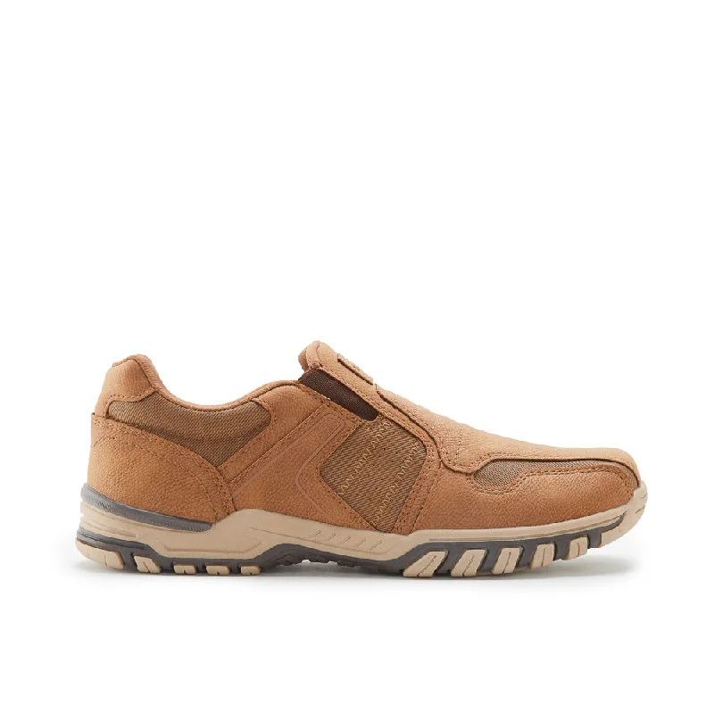 Men's casual shoes with a sporty look and feel HAYDEN