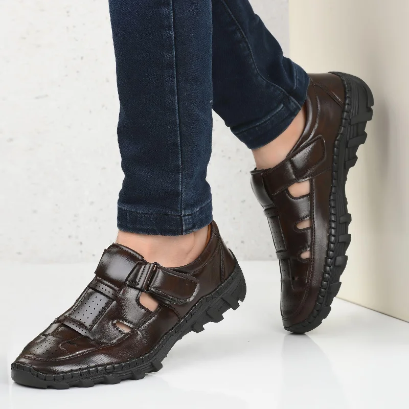 Men's sandals with a wide strap for supportBrown Roman Sandals For Men