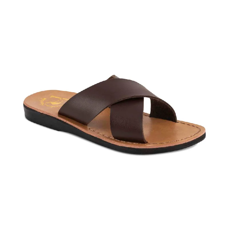 Men's leather sandals with an adjustable strapElan Vegan - Leather Alternative Sandal | Brown Men's leather sandals with an adjustable strapElan Vegan - Leather Alternative Sandal | Brown