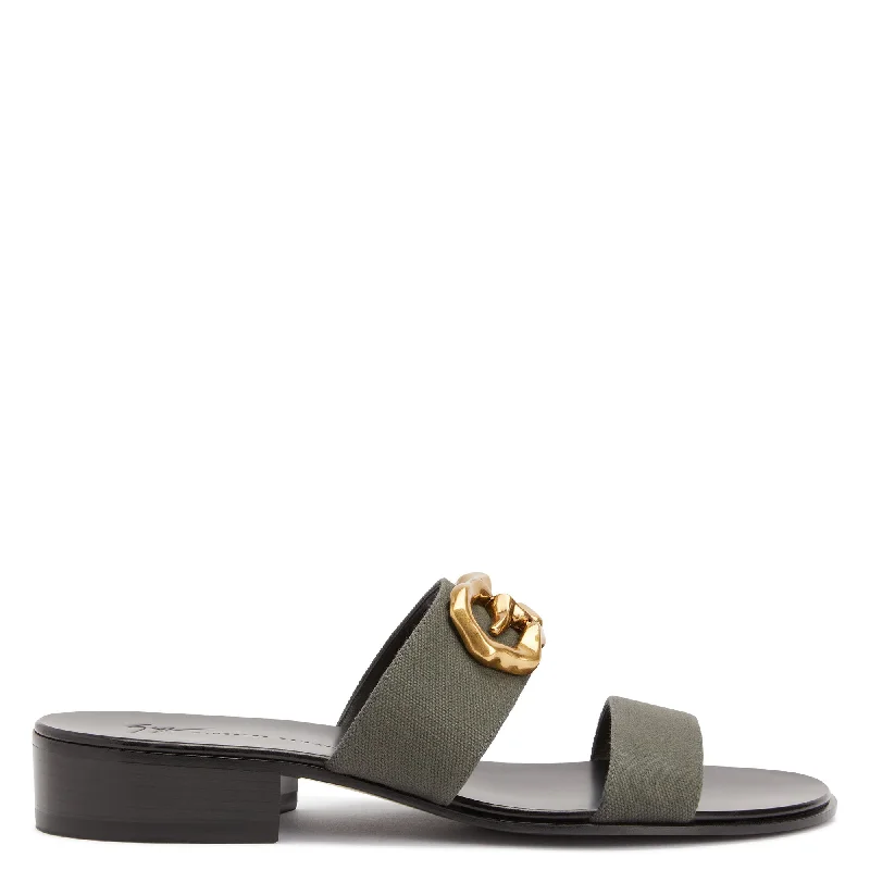 Men's sandals with a buckle closureGiuseppe Zanotti Gregorie