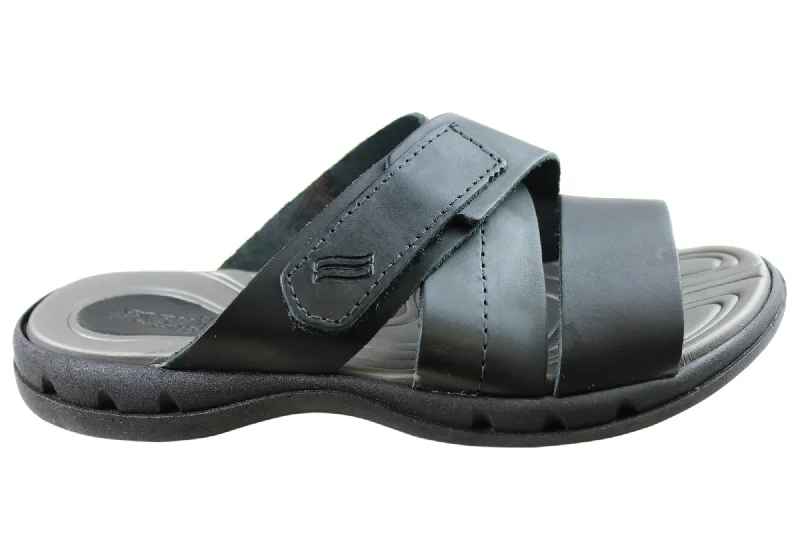Men's leather sandals with an adjustable strapItapua Max Mens Leather Comfortable Slides Sandals Made In Brazil Men's leather sandals with an adjustable strapItapua Max Mens Leather Comfortable Slides Sandals Made In Brazil