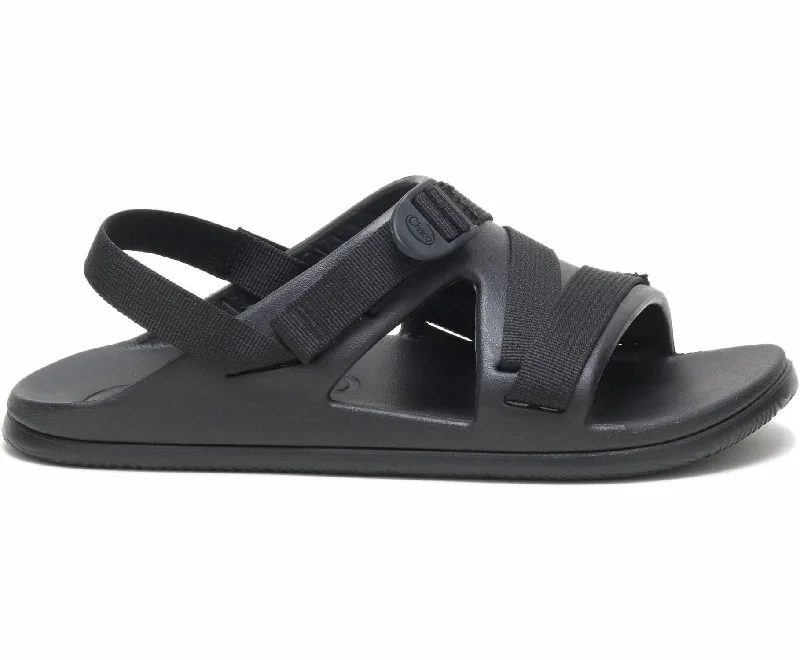Men's sandals with a perforated leather upper for ventilationMen's Chillos Sport Sandal In Black Men's sandals with a perforated leather upper for ventilationMen's Chillos Sport Sandal In Black