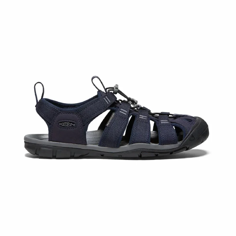 Men's sandals with a toe post designMen's Clearwater Cnx Sandal In Sky Captain
