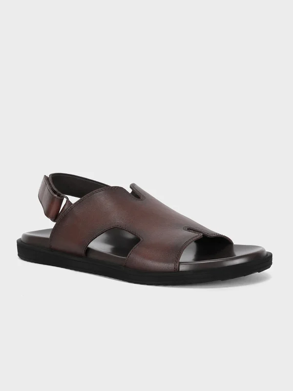 Men's sandals with a decorative buckle or charmMen's "PIERRE" Backstrap Casual Sandals Men's sandals with a decorative buckle or charmMen's "PIERRE" Backstrap Casual Sandals