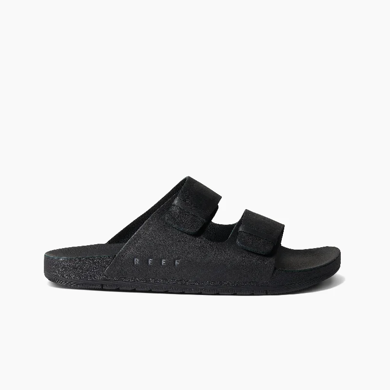 Men's sandals with a decorative buckle or charmOjai Two Bar