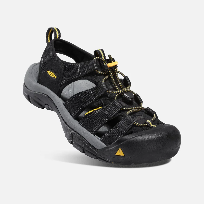 Men's leather sandals with an adjustable strapKeen Newport H2 Black