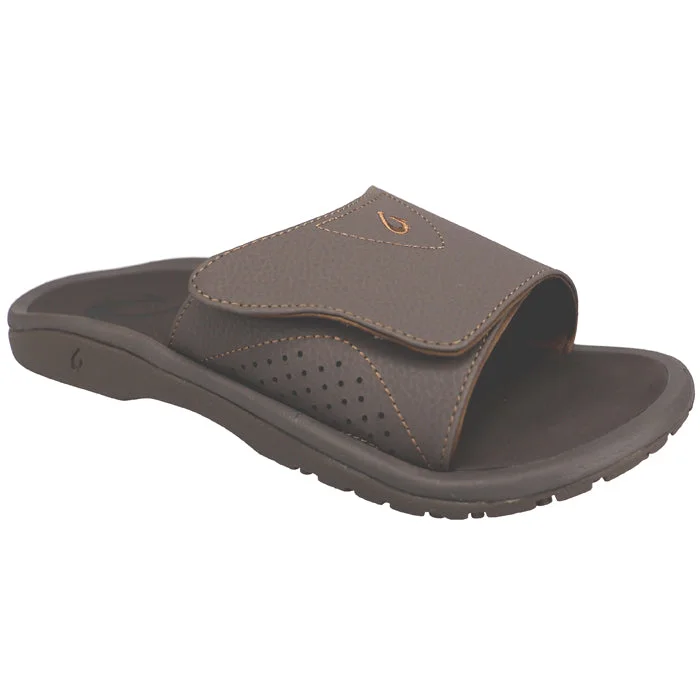 Men's sandals with a stretchy strap for a better fitOluKai Men's Nalu Slide Dark Java Men's sandals with a stretchy strap for a better fitOluKai Men's Nalu Slide Dark Java