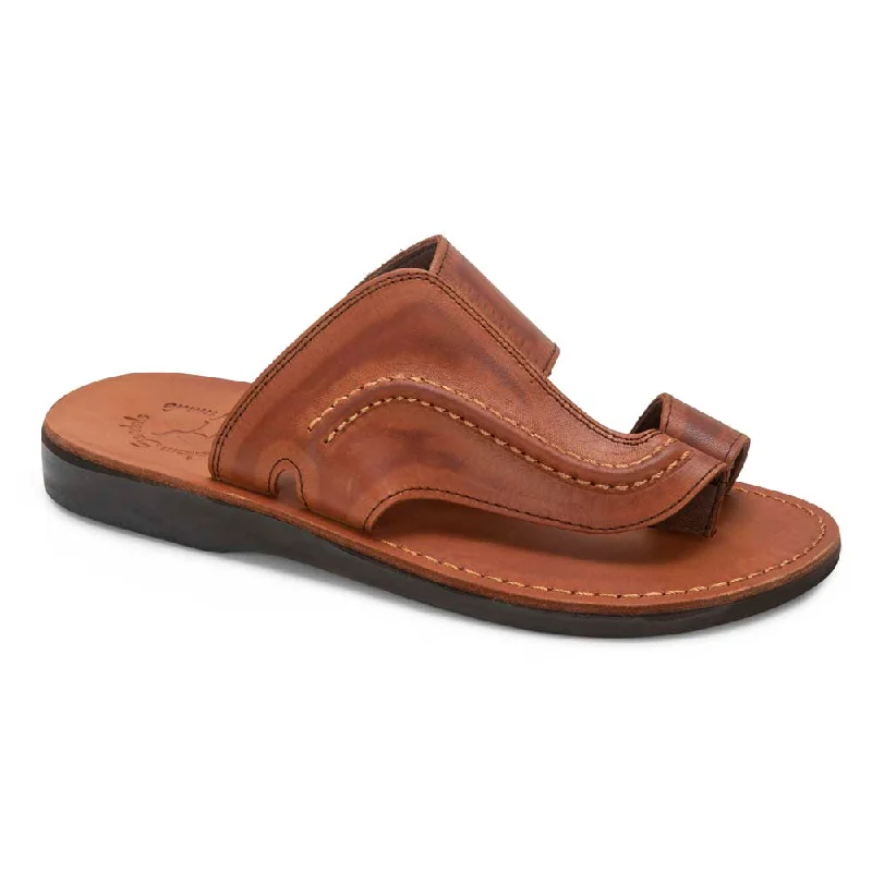 Men's sandals with a buckle closurePeter - Leather Toe Strap Sandal | Honey