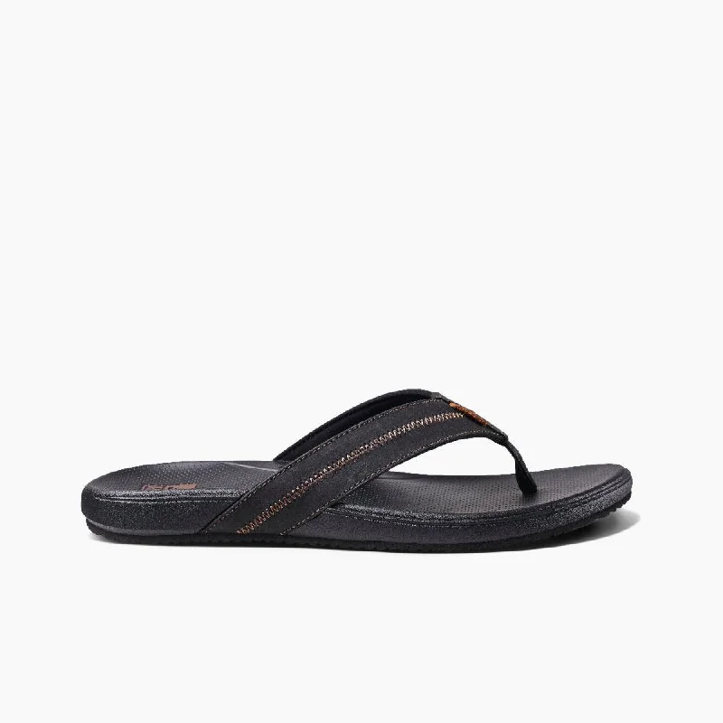 Men's sandals with a contrast stitching detailReef Men's Cushion Phantom 2.0 LE - Black/Coffee Men's sandals with a contrast stitching detailReef Men's Cushion Phantom 2.0 LE - Black/Coffee