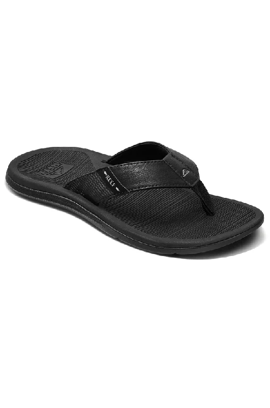 Men's sandals with a pointed toe for a stylish lookReef Santa Ana Men's Sandals