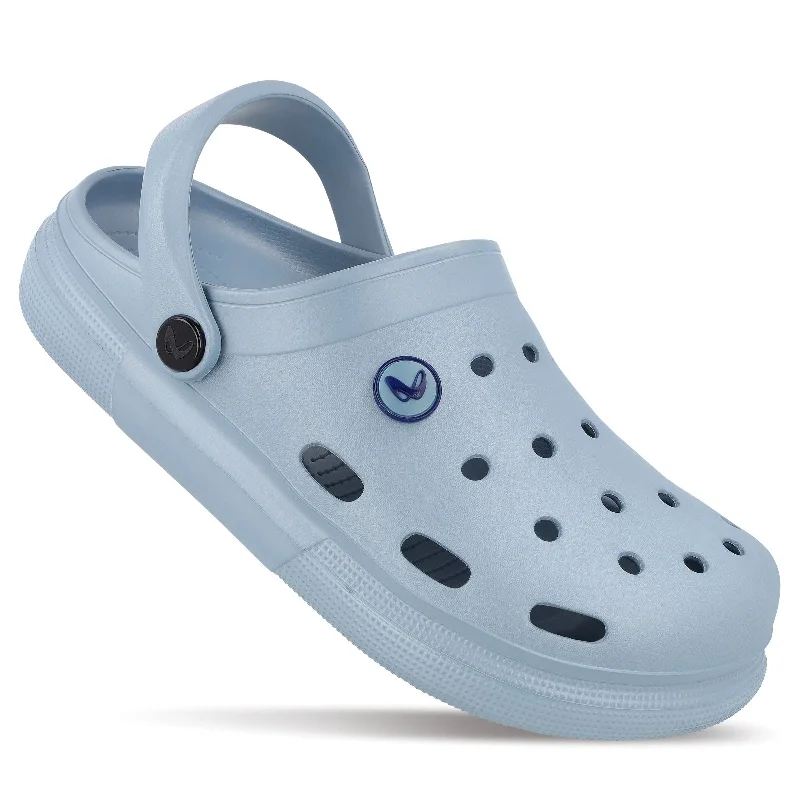 Men's sandals with a removable insole for cleaningWalkaroo Mens Clogs - WC4843 Aqua Blue Men's sandals with a removable insole for cleaningWalkaroo Mens Clogs - WC4843 Aqua Blue