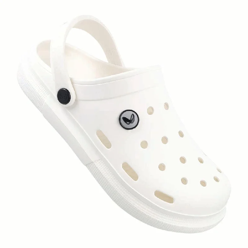Men's sandals in a neutral color like black or brownWalkaroo Mens Clogs - WC4843 White Men's sandals in a neutral color like black or brownWalkaroo Mens Clogs - WC4843 White