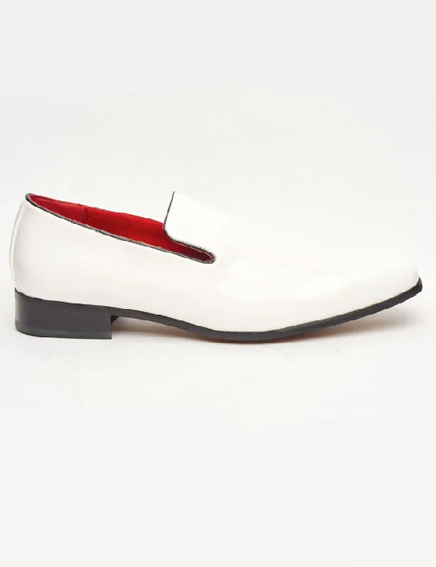 Men's loafers with a tassel front for a classic lookWHITE SHINY  FAUX LEATHER LOAFERS