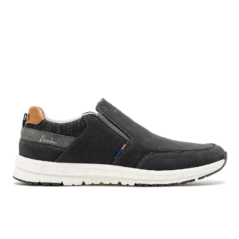 Men's casual shoes with a removable footbed for cleaningFynn