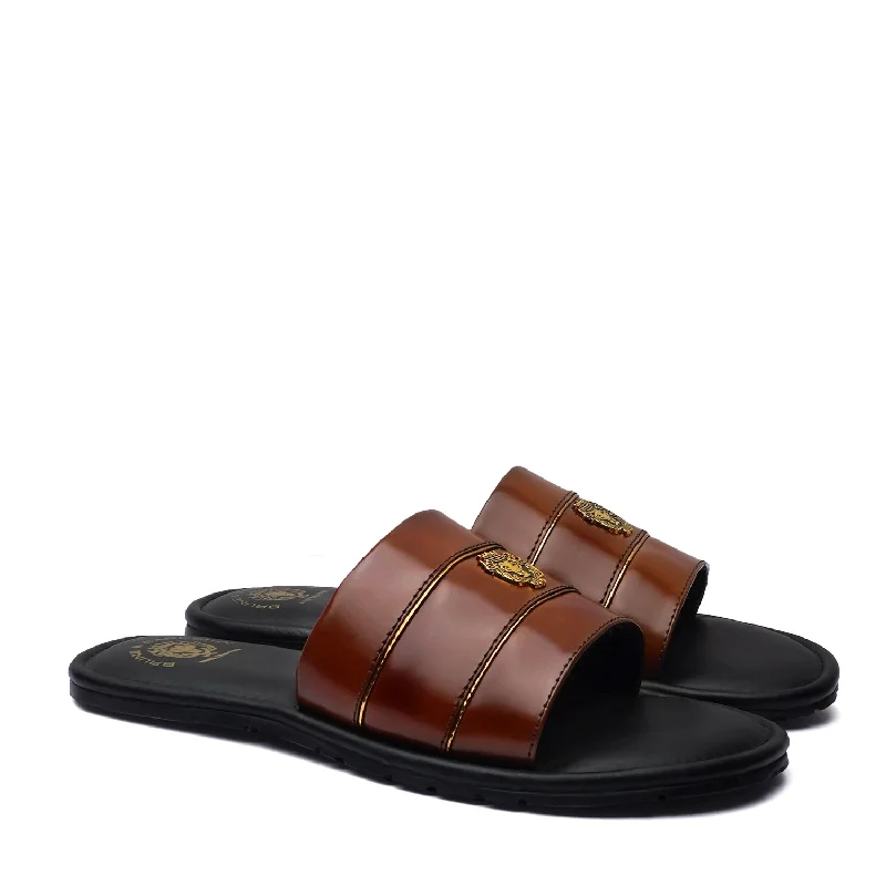 Men's slippers with a stretchy side panel for a better fitBrown Brush Off Leather Slide-In Slippers with Signature Metal Lion Men's slippers with a stretchy side panel for a better fitBrown Brush Off Leather Slide-In Slippers with Signature Metal Lion