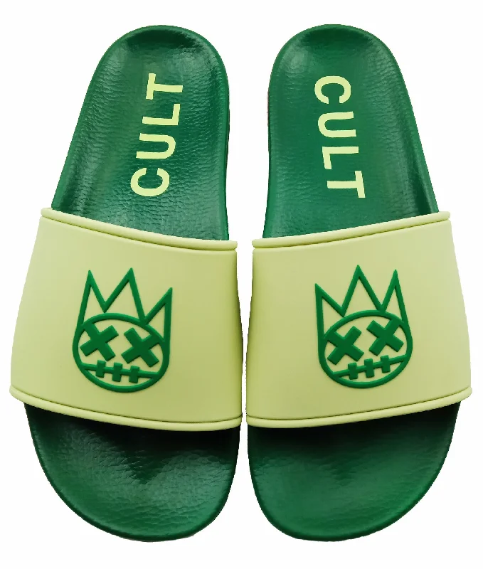 Men's slippers with a soft, flexible soleCULT SLIDE IN KELLY GREEN