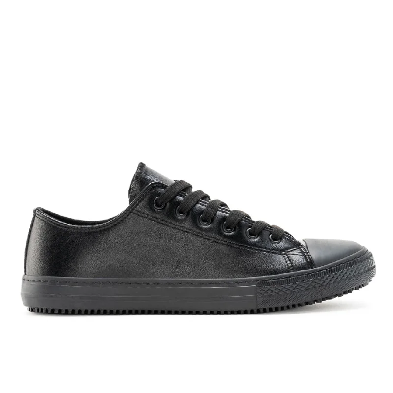 Men's casual shoes with a removable footbed for cleaningTech Series Pro M
