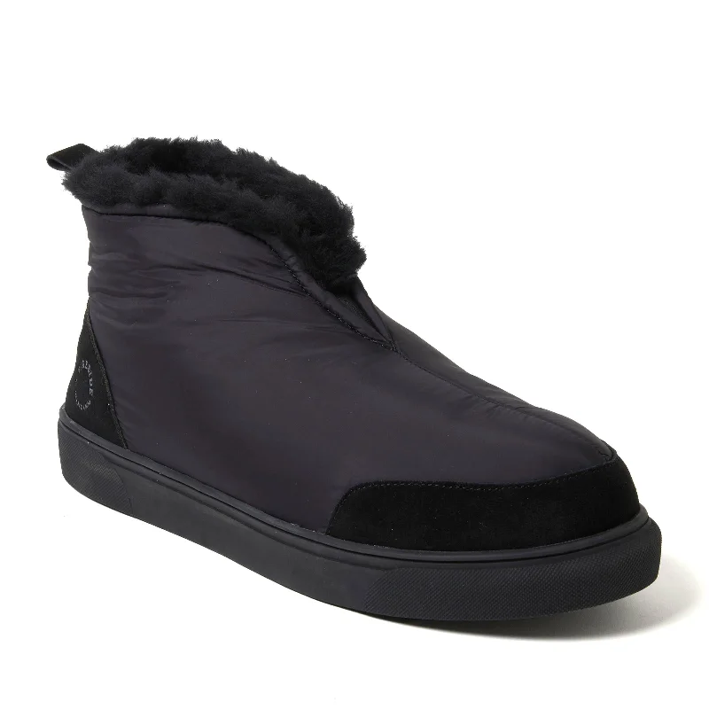 Leather men's slippers with a mule styleFireside by Dearfoams Men's Shearling Warm Up Bootie Leather men's slippers with a mule styleFireside by Dearfoams Men's Shearling Warm Up Bootie