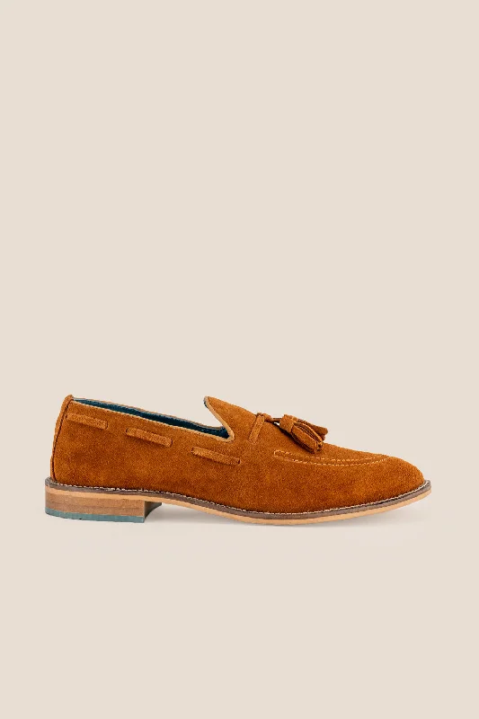 Men's casual shoes with a removable footbed for cleaningIssac Walnut