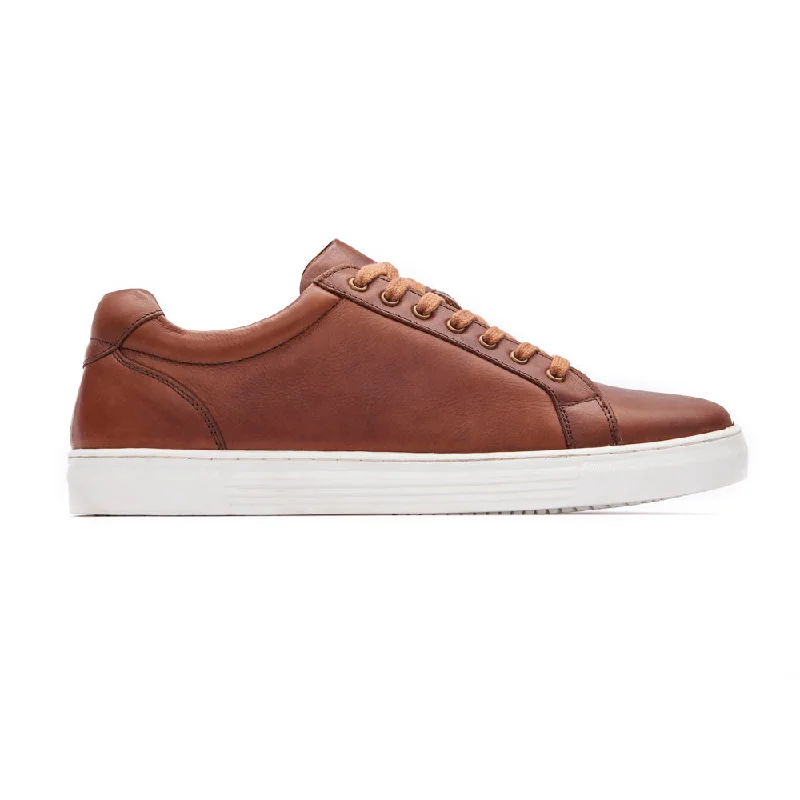 Men's casual shoes with a contrast sole colorLeather Trainer - Brown
