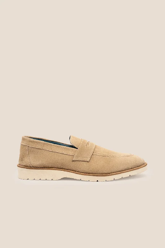 Men's casual shoes with a stretchy side panelMason Suede Sand