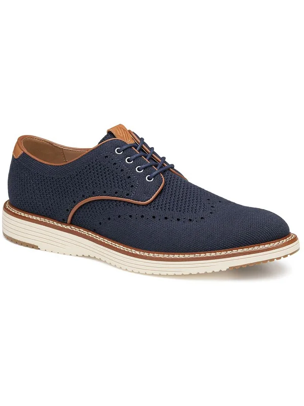 Men's leather Oxford shoes with a plain toeMens Casual Almond Toe Oxfords
