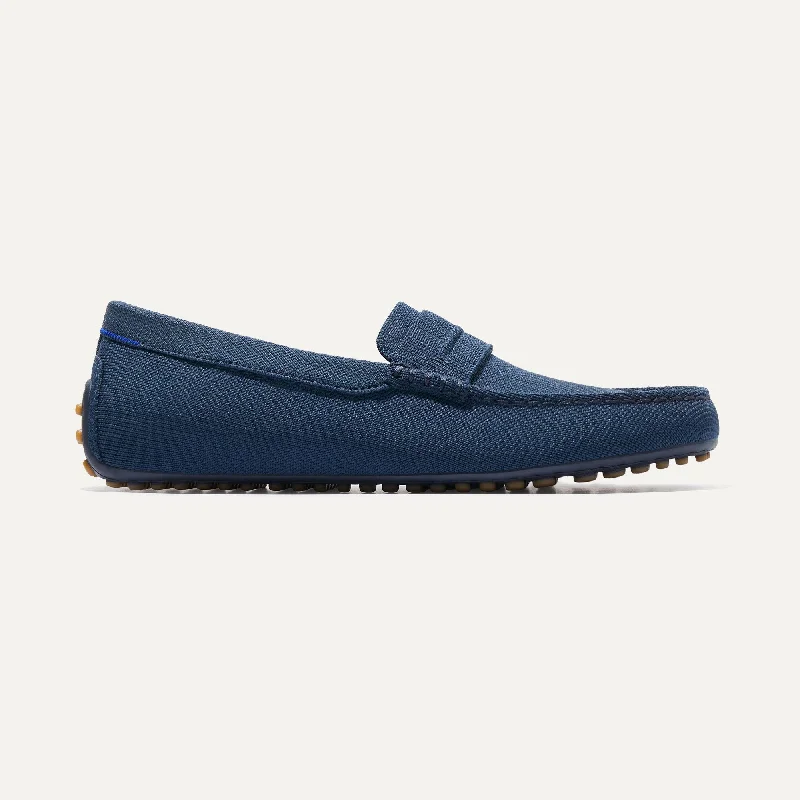 Men's loafers with a perforated leather upper for ventilationThe Driving Loafer - Navy Men's loafers with a perforated leather upper for ventilationThe Driving Loafer - Navy