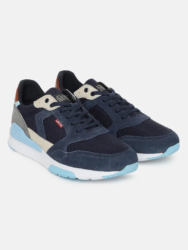 Leather men's casual shoes with a scuffed finishMen's Navy Colorblock Shoes