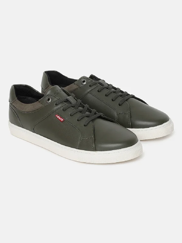 Men's casual shoes with a geometric patternMen's Olive Solid Shoes