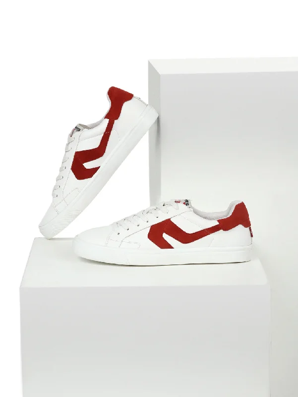 Suede men's casual shoes in earthy tonesMen's Swift White Casual Shoes