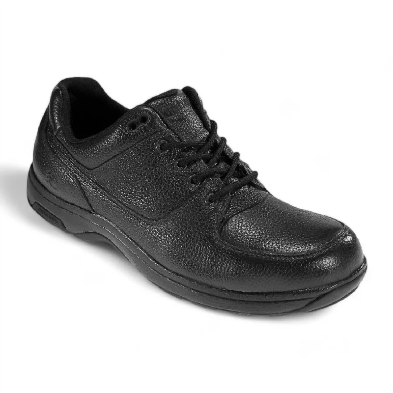 Men's Oxford shoes with a polished leather finishMen's Windsor Oxford Shoes - Wide Width In Black Men's Oxford shoes with a polished leather finishMen's Windsor Oxford Shoes - Wide Width In Black