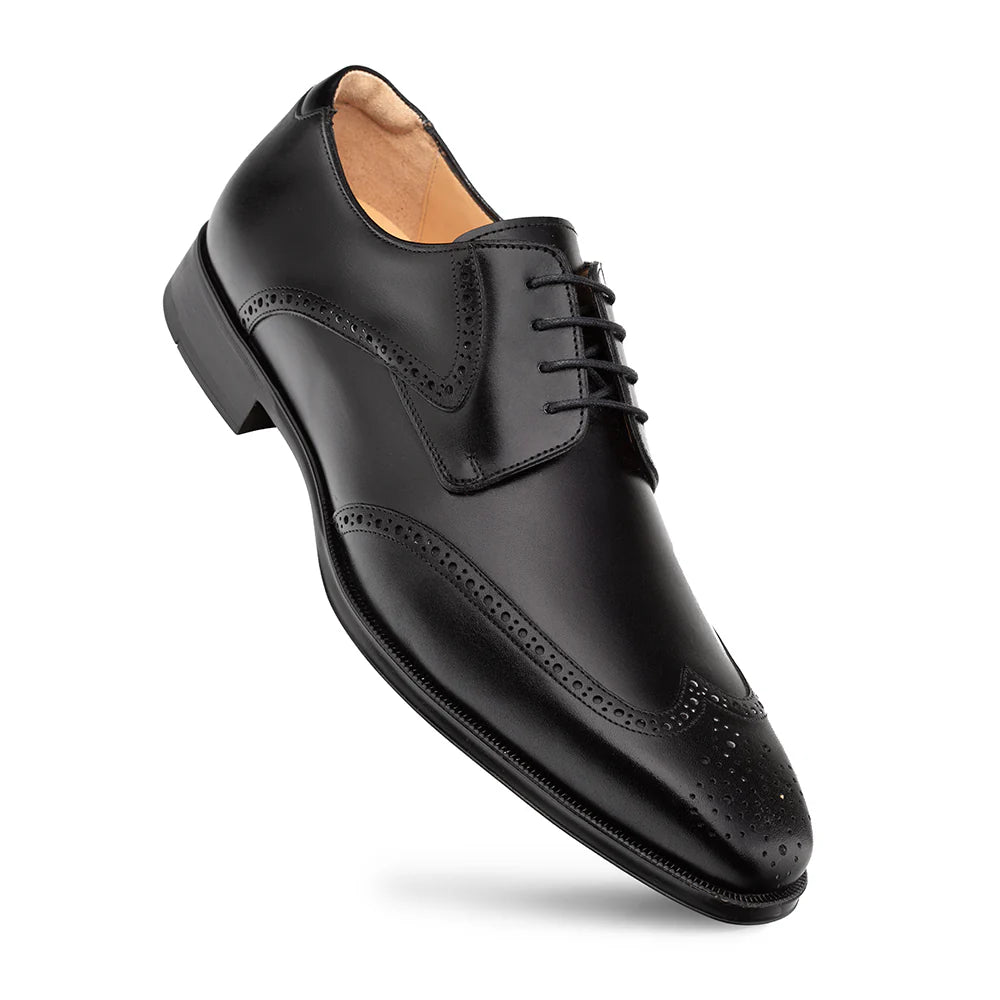 Men's Oxford shoes with a padded insole for all - day comfortMezlan Tasso 21315 Black Wing Tip Derby Oxfords Men's Oxford shoes with a padded insole for all - day comfortMezlan Tasso 21315 Black Wing Tip Derby Oxfords