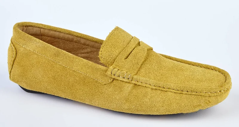 Men's loafers with a decorative buckleMUSTARD SUEDE LOAFERS