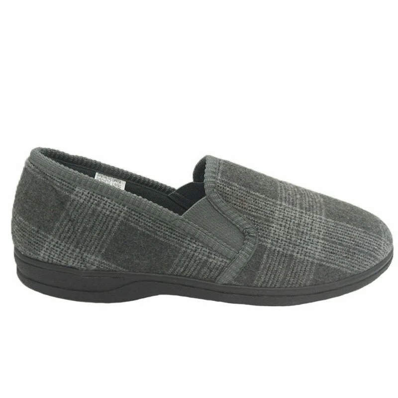 Men's slippers with a stretchy side panel for a better fitPanda Edword Slipper