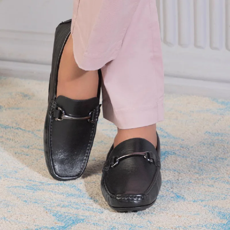 Men's loafers with a flexible sole for easy movementThe Cecomf Black Men's Leather Driving Loafers Tresmode Men's loafers with a flexible sole for easy movementThe Cecomf Black Men's Leather Driving Loafers Tresmode