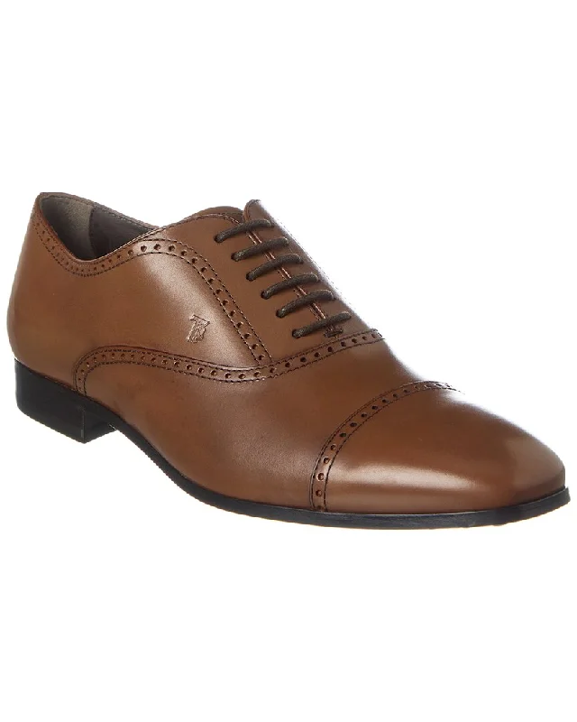 Men's Oxfords with a low - heeled design and a square toeTOD’s Leather Oxford