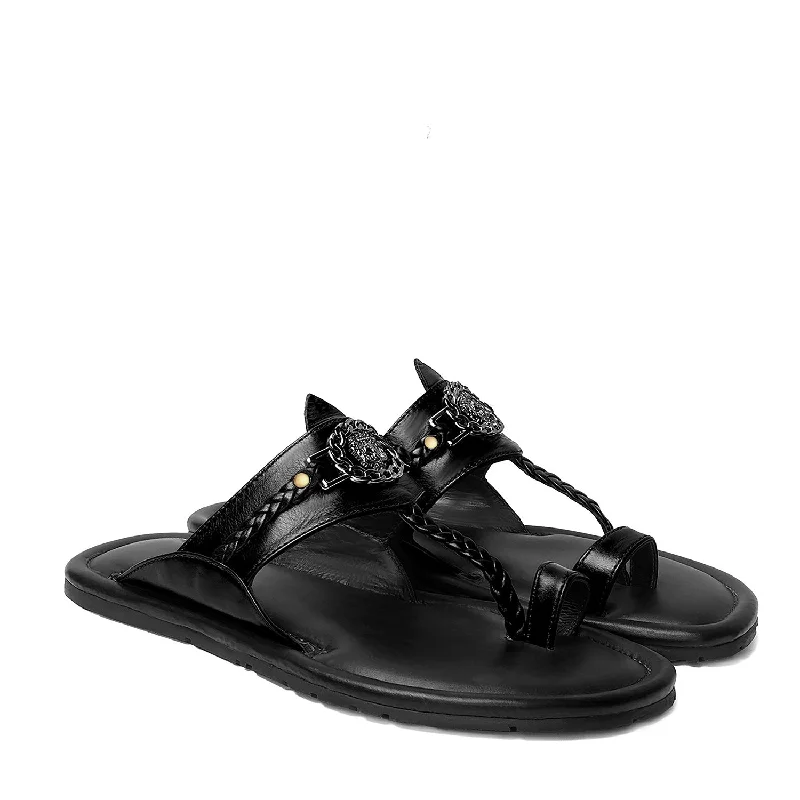 Men's slippers with a rubber sole for outdoor useTraditional Kolhapuri Black slipper Men's slippers with a rubber sole for outdoor useTraditional Kolhapuri Black slipper