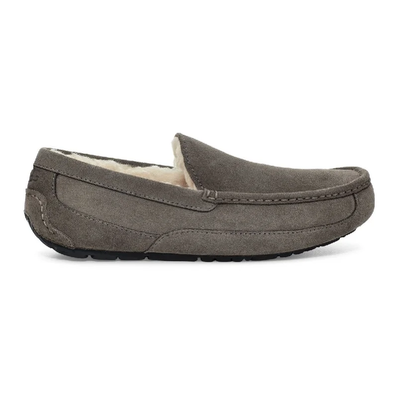 Men's slippers in a warm color like red or brownUGG Men's Ascot Grey Suede