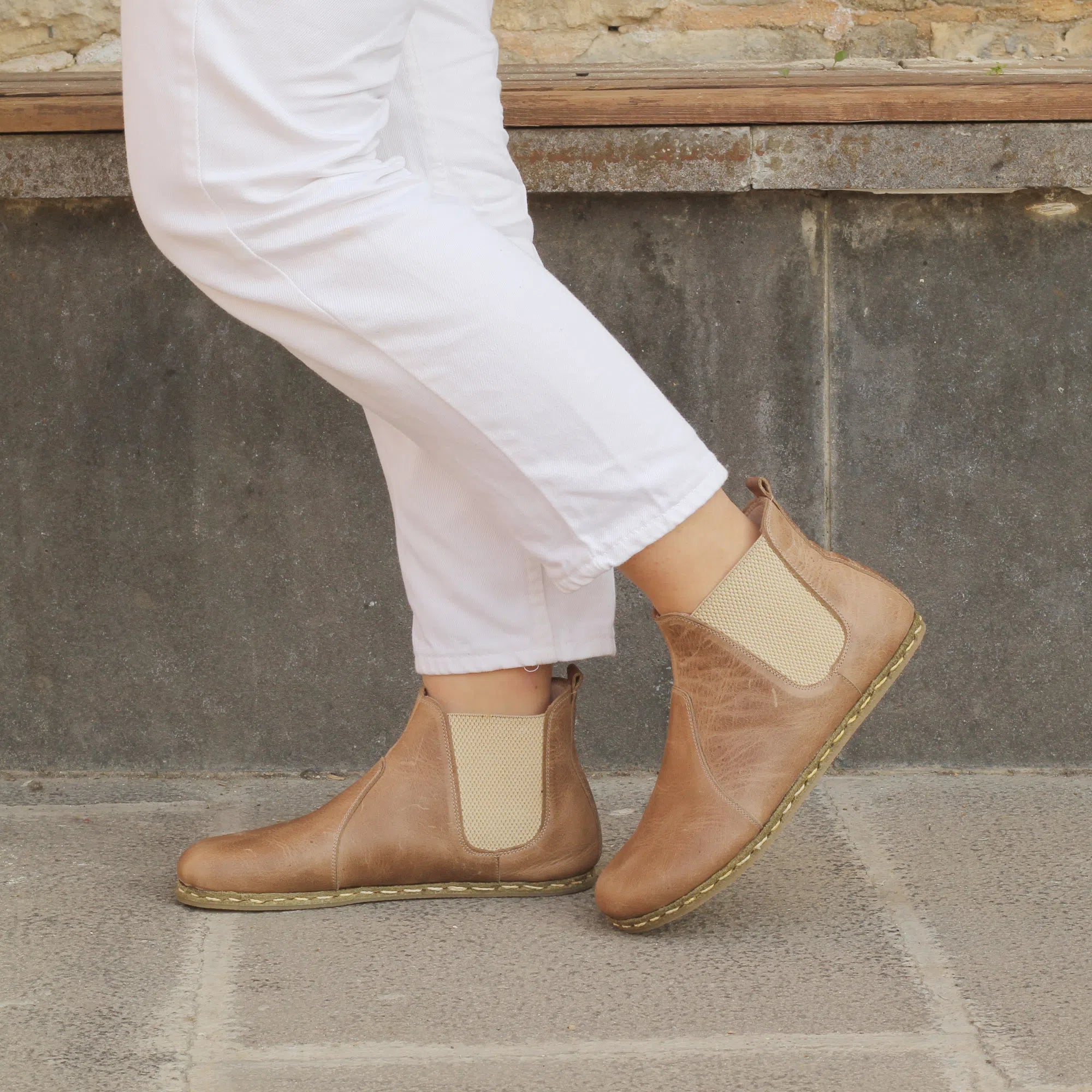 Men's barefoot shoes with a Vibram sole and suede exteriorChelsea Boots Handmade Vision Barefoot Women's Men's barefoot shoes with a Vibram sole and suede exteriorChelsea Boots Handmade Vision Barefoot Women's