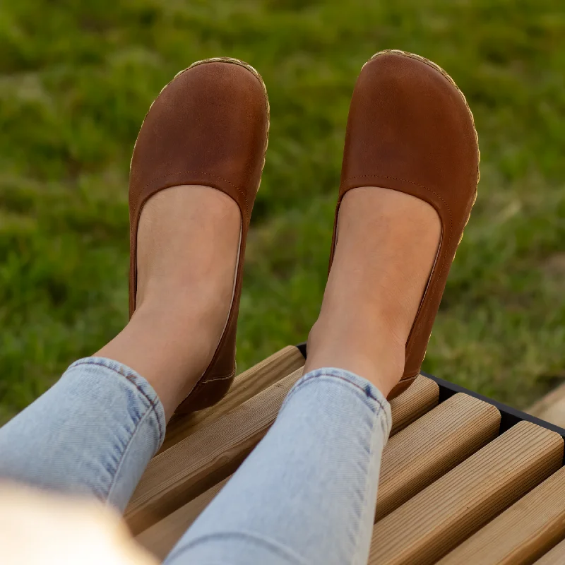 Men's barefoot shoes with a durable nylon webbing strapHandmade Barefoot Leather Shoes for Women in Light Brown Men's barefoot shoes with a durable nylon webbing strapHandmade Barefoot Leather Shoes for Women in Light Brown