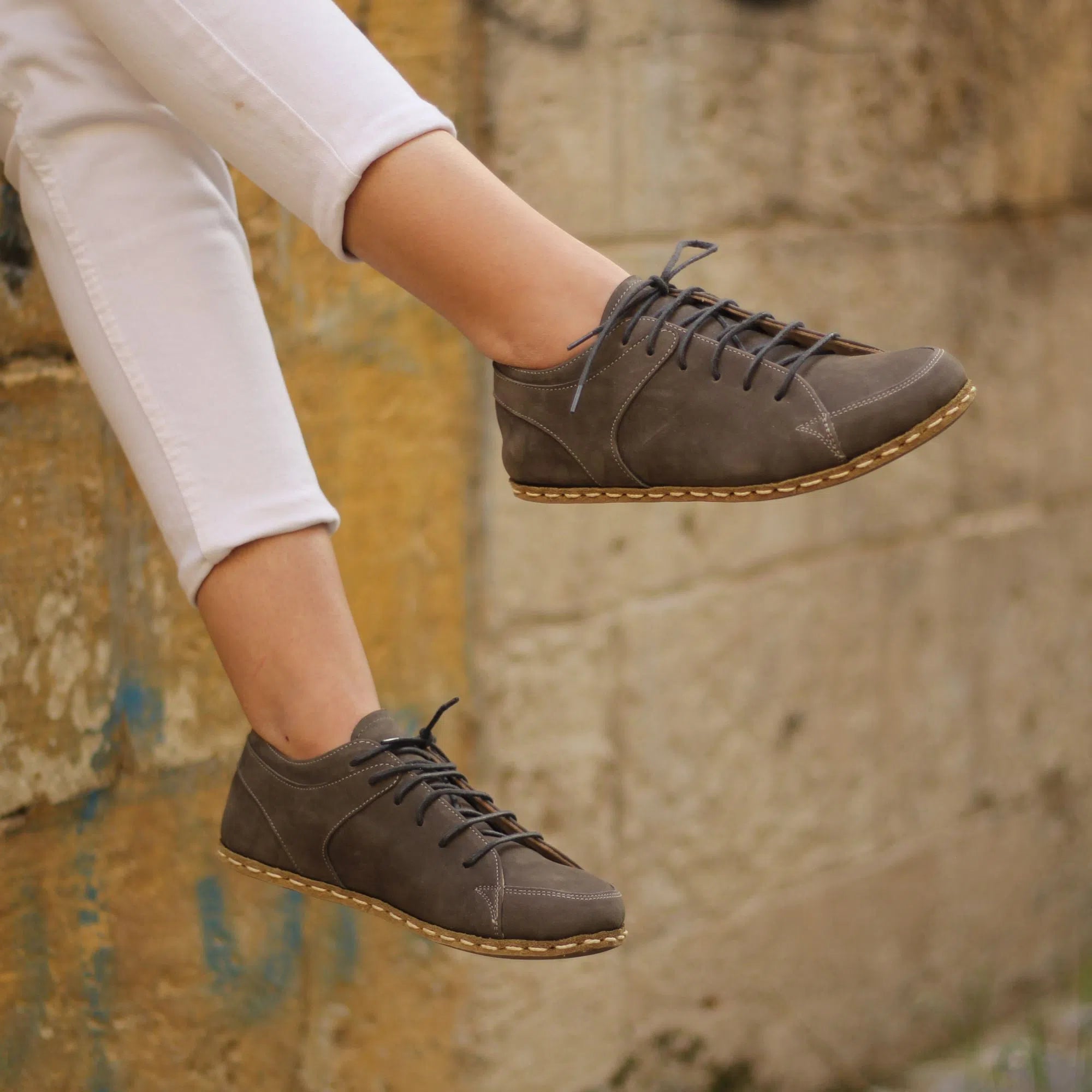 Men's barefoot shoes designed for multi - terrain useHandmade Women's Gray Leather Barefoot Sneakers Men's barefoot shoes designed for multi - terrain useHandmade Women's Gray Leather Barefoot Sneakers