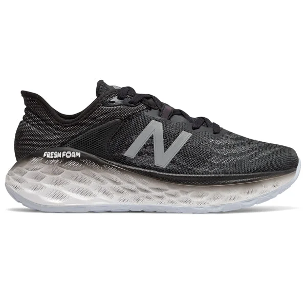 Men's running shoes with a traction - optimized outsoleWomen's Fresh Foam More v2