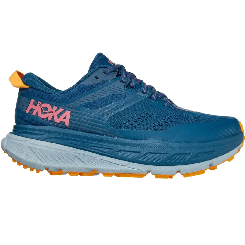 Cushioned men's running shoes for shock absorptionWomen's Stinson ATR 6