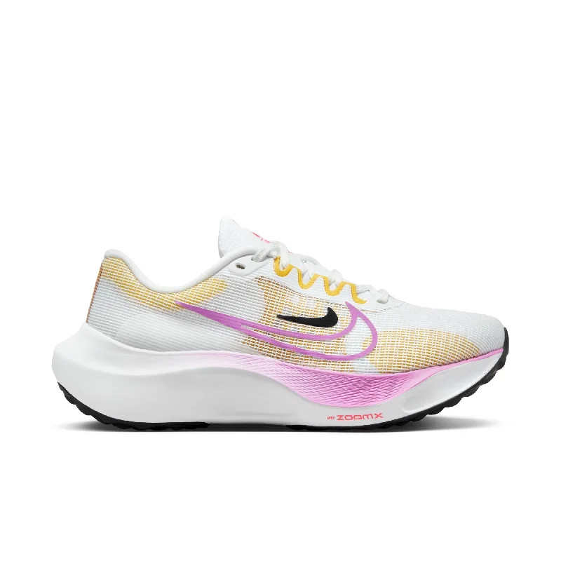 Men's running shoes with a high - energy return midsoleWomen's Nike Zoom Fly 5