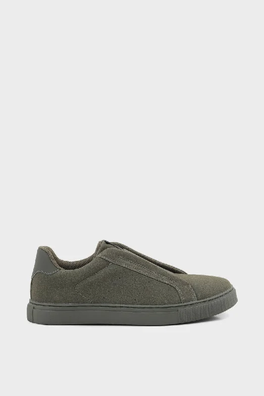 Men's sneakers with a rubber outsole for tractionMen Casual Sneakers M54052-Green