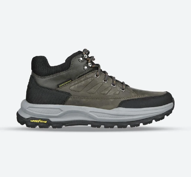 Men's sneakers with a reflective stripe for visibilityMen's Wide Fit Skechers 204699 Relaxed Fit Zeller Bazemore Walking Sneakers Men's sneakers with a reflective stripe for visibilityMen's Wide Fit Skechers 204699 Relaxed Fit Zeller Bazemore Walking Sneakers