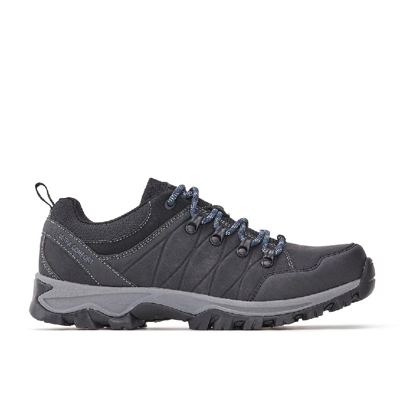 Men's walking shoes with a lace - up closure for a secure fitRoche Terre