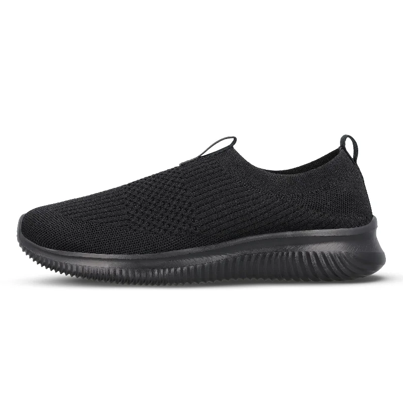 Men's walking shoes with a supportive midfoot strapWalkaroo Belly Shoes for Men - WS9551 Black Black Men's walking shoes with a supportive midfoot strapWalkaroo Belly Shoes for Men - WS9551 Black Black