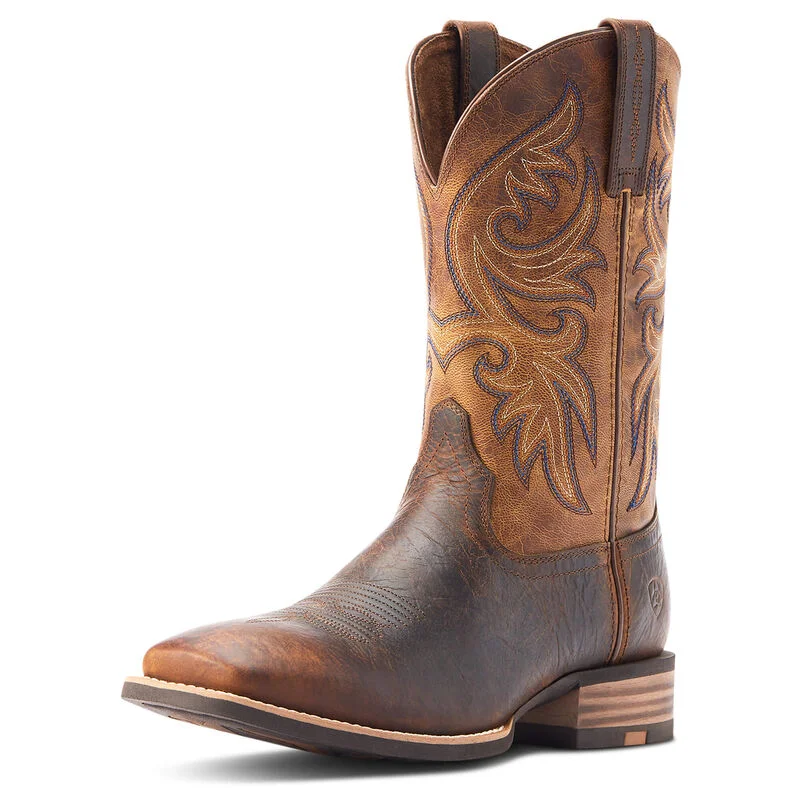 Men's cowboy boots with a silver - toned buckleAriat Sling Shot Western Boot
